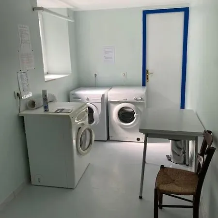شقة 4-6 Personnes Calme Proche Centre-ville Slt